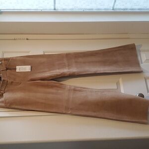 Express the editor pant .Suede.